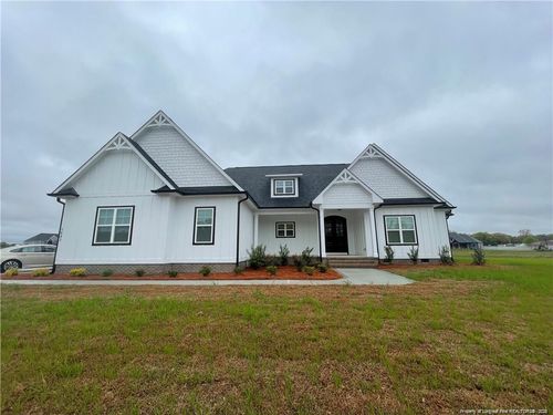 5841 Dottie Cir, Hope Mills, NC, 28348-1843 | Card Image