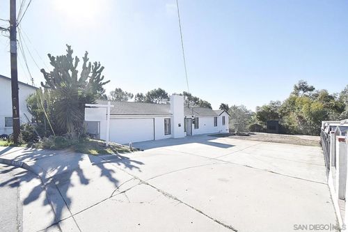 2760 Gwynne Ave, National City, CA, 91950-7721 | Card Image