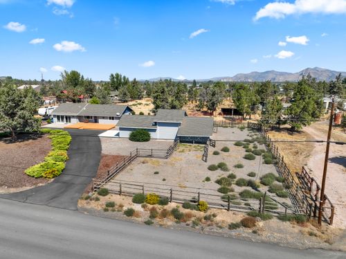 1923 Ne Upas Ave, Redmond, OR, 97756-8560 | Card Image