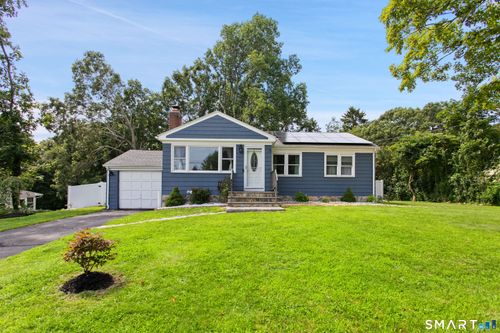 14 Alpine Dr, East Haven, CT, 06512-1401 | Card Image