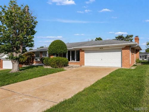 2616 Waltham Dr, Saint Louis, MO, 63125-3632 | Card Image