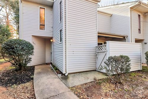 8022 Princess Ann Dr, Charlotte, NC, 28212-7659 | Card Image