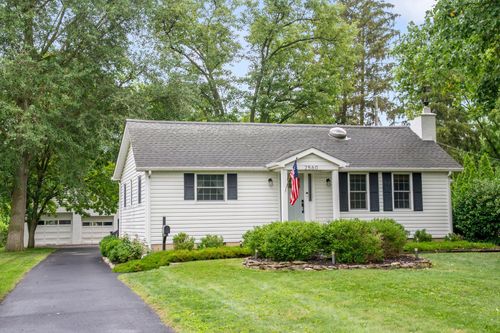 2560 Zollinger Rd, Columbus, OH, 43221-2655 | Card Image