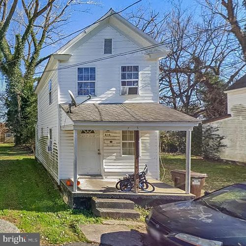 810 Center St, CAMBRIDGE, MD, 21613-2704 | Card Image