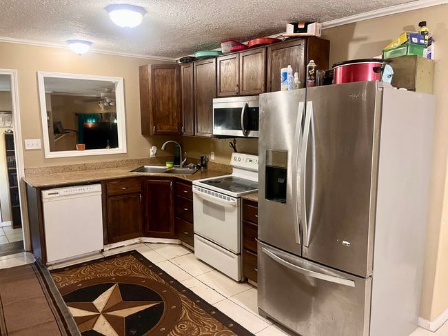 7521 Puntes Ln, House other with 3 bedrooms, 2 bathrooms and null parking in Silsbee TX | Image 7