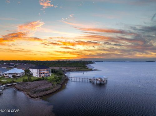 389 Confidence Way, Southport, FL, 32409-1762 | Card Image