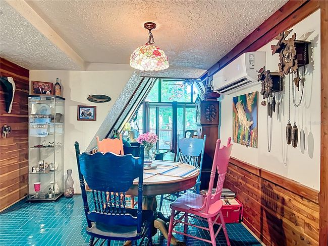 Dining room looking towards the front of the house | Image 19