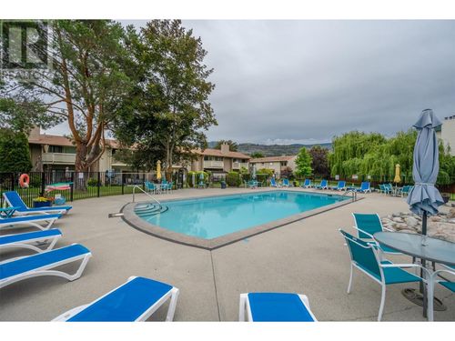 55-310 Yorkton Ave, Penticton, BC, V2A6Z8 | Card Image