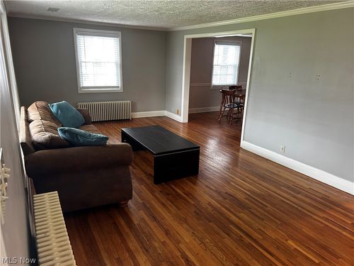 3741 Ira Rd, Akron, OH, 44333-1157 | Card Image
