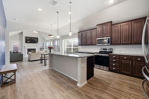 1204 Queens Brook Ln, Fort Worth, TX, 76140-5705 | Card Image