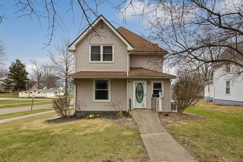 1707 8th Ave, Belle Plaine, IA, 52208-1206 | Card Image