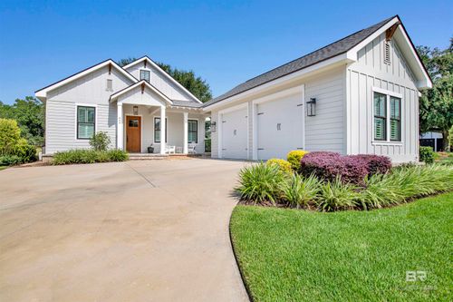 849 Apricot Ln, Fairhope, AL, 36532-0068 | Card Image