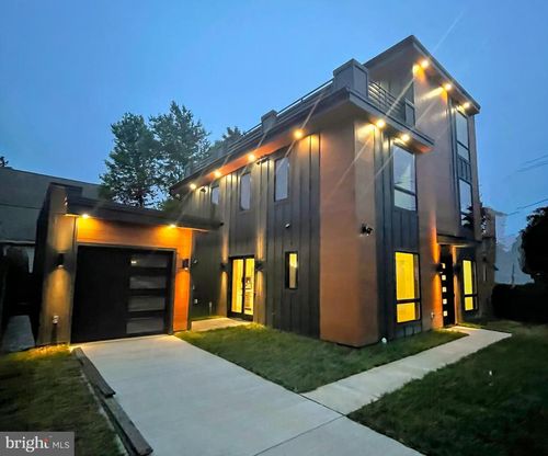 2007 S Joyce St, ARLINGTON, VA, 22202-2124 | Card Image