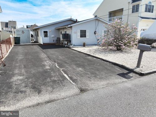 28 W Hudson Dr, LITTLE EGG HARBOR TWP, NJ, 08087-1122 | Card Image