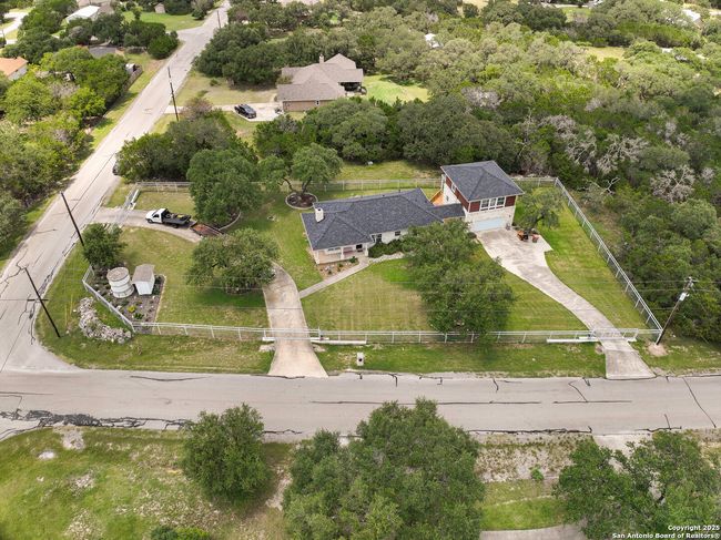 1411 Driftwood Rdg, House other with 6 bedrooms, 3 bathrooms and null parking in Spring Branch TX | Image 49