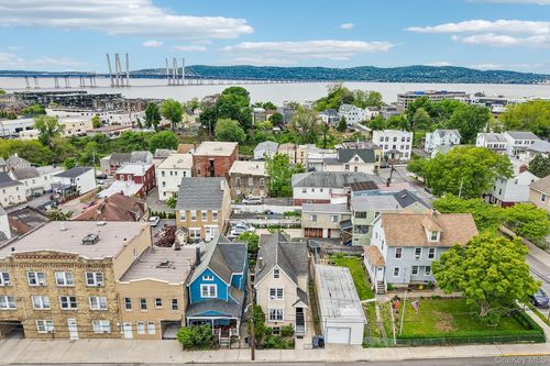 34 Cedar St, Sleepy Hollow, NY, 10591-2408 | Card Image
