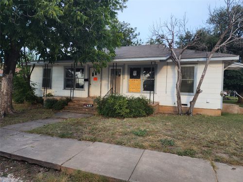 407 Largent Ave, Ballinger, TX, 76821-4027 | Card Image