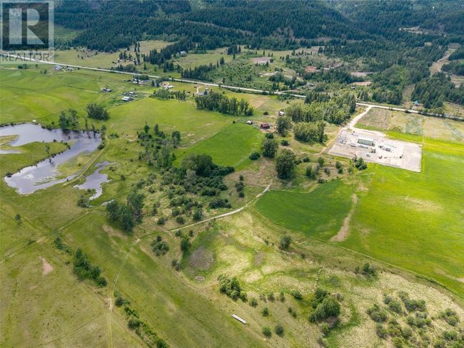 7398 Yellowhead Highway, House other with 3 bedrooms, 1 bathrooms and null parking in Darfield BC | Image 47
