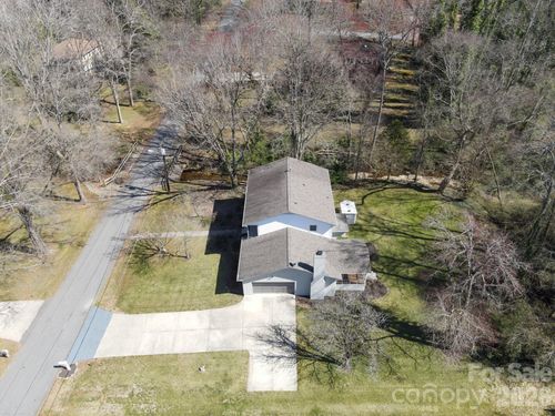 306 7th Street Pl Ne, Conover, NC, 28613-1649 | Card Image