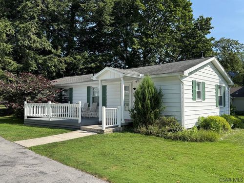 827 Sunset Ave, Johnstown, PA, 15905-1613 | Card Image
