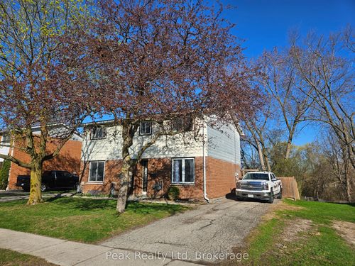 122 Keats Dr, Woodstock, ON, N4S8B8 | Card Image