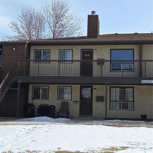 206c-1350 Gordon Road, Moose Jaw, SK, S6H7R9 | Card Image