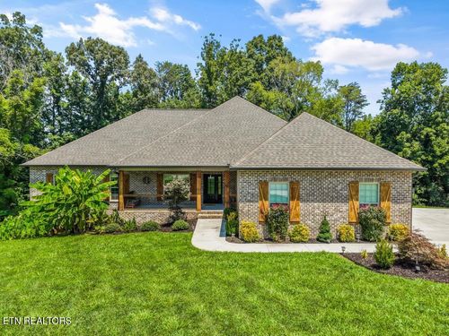 610 Bainbridge Dr, Walland, TN, 37886-5012 | Card Image