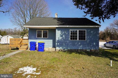 8369 Nylon Ave, SEAFORD, DE, 19973-5842 | Card Image