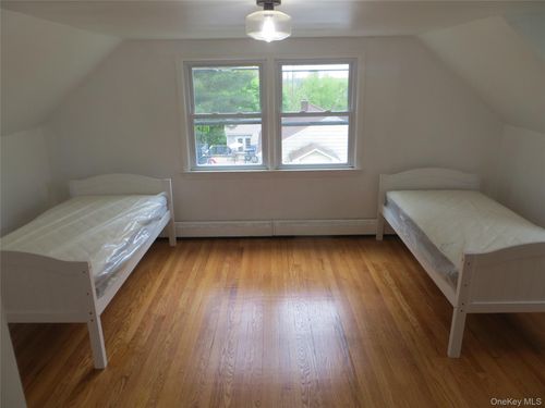 105 Wood Ave, Monticello, NY, 12701-2362 | Card Image