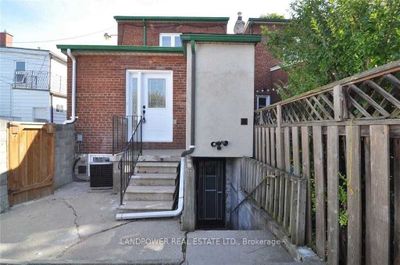 MAIN - 140 Manning Ave, Home with 2 bedrooms, 1 bathrooms and null parking in Toronto ON | Image 1