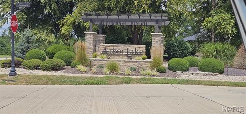3609 S Arbor Lake Dr, Edwardsville, IL, 62025-7761 | Card Image