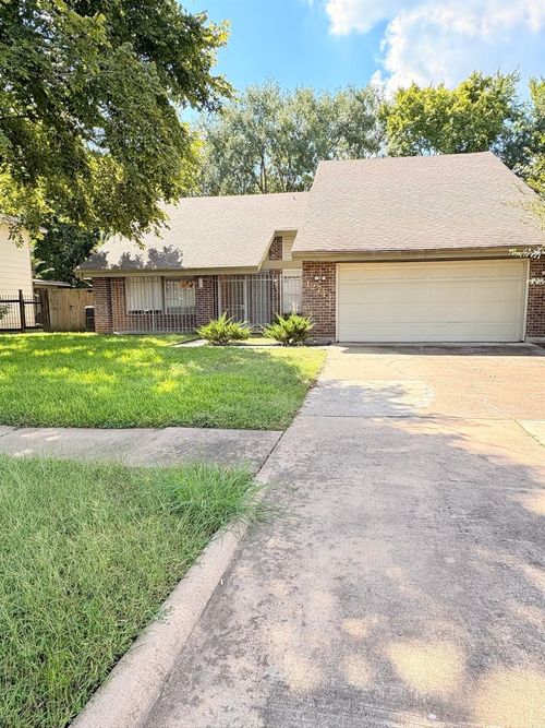 12743 Grand Cross Ln, Houston, TX, 77072-4609 | Card Image