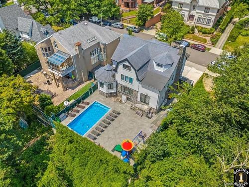 115-18 Mayfair Rd, Richmond Hill, NY, 11418-3480 | Card Image