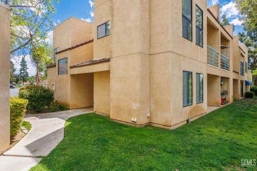 16-14500 Las Palmas Dr, Bakersfield, CA, 93306-9547 | Card Image