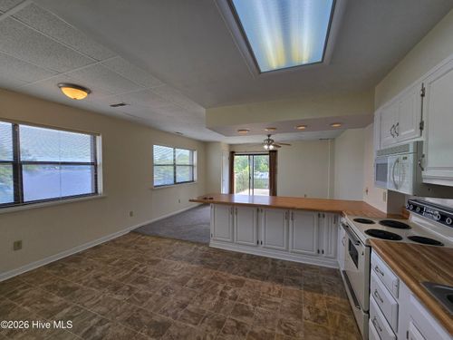 404-1221 Riverside Ave, Elizabeth City, NC, 27909-5443 | Card Image