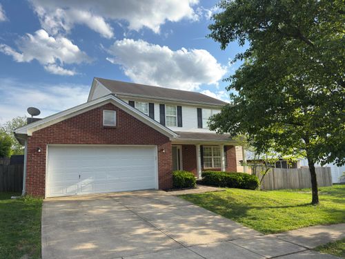 520 Skyview Ln, Lexington, KY, 40511-8811 | Card Image