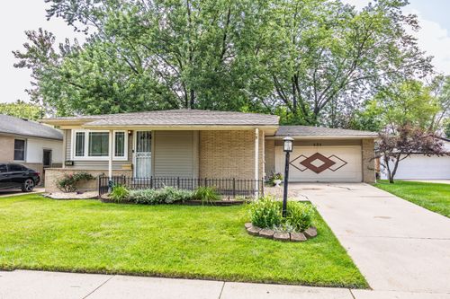 434 Park Dr, Glenwood, IL, 60425-1245 | Card Image