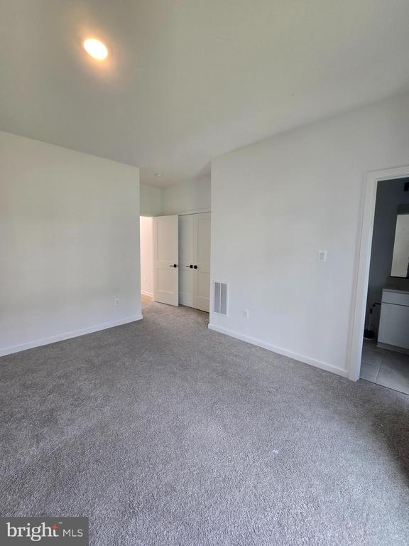 Residential Lease in MARTINSBURG 5