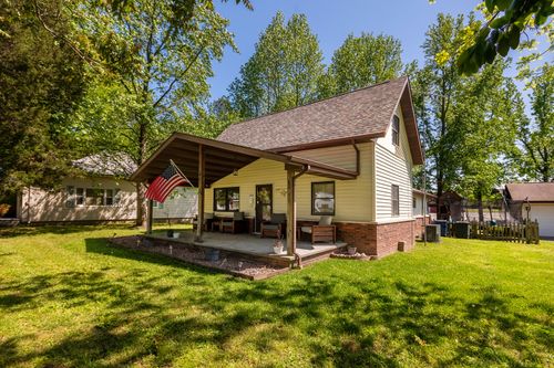 818 W Saint Louis St, West Frankfort, IL, 62896-1960 | Card Image