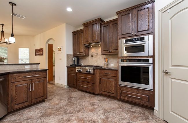 Well designed kitchen layout. | Image 10