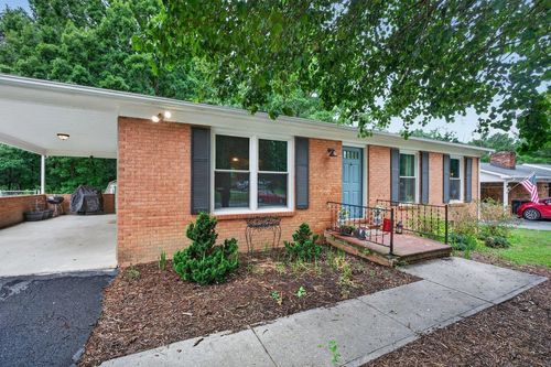 108 Briarwood Cir, Staunton, VA, 24401 | Card Image