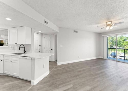 apt-69-1932 Lake Atriums Cir, ORLANDO, FL, 32839-5322 | Card Image