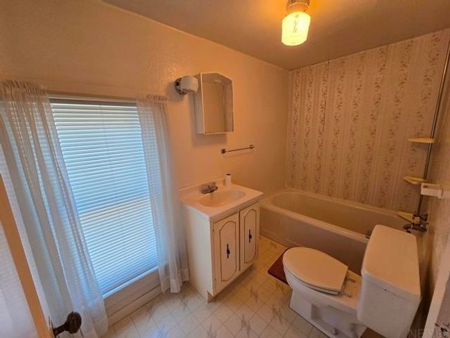 507 W Main St, House other with 3 bedrooms, 2 bathrooms and null parking in New Hampton IA | Image 14