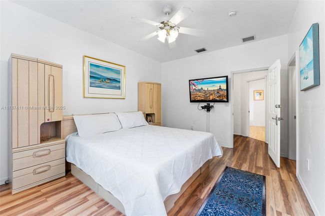 3004 - 4971 Leeward Ln, Condo with 3 bedrooms, 3 bathrooms and null parking in Fort Lauderdale FL | Image 16