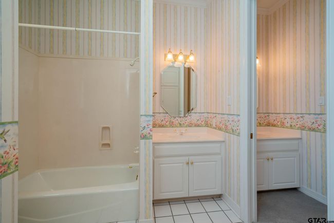 7 Summer Creek Way, House other with 4 bedrooms, 4 bathrooms and null parking in Longview TX | Image 31