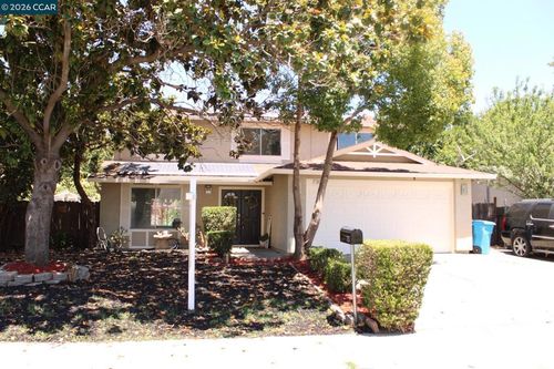 730 Stratford Ave, Dixon, CA, 95620-2221 | Card Image