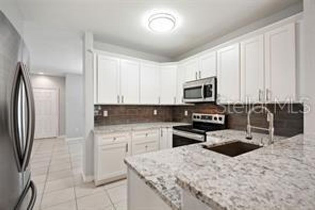 30143 Wellesley Way, Townhouse with 3 bedrooms, 3 bathrooms and null parking in WESLEY CHAPEL FL | Image 4