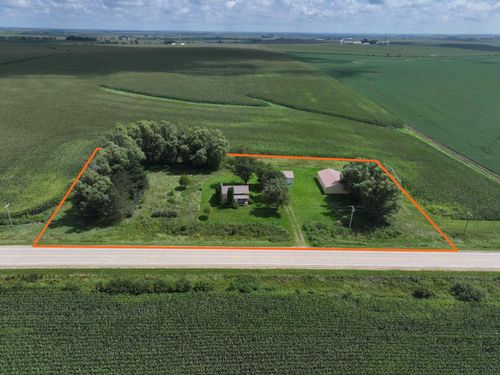 2240 Roanoake Avenue, Fredericksburg, IA, 50630 | Card Image