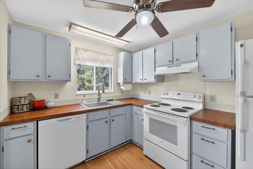4950 Amberwood Ln, North Charleston, SC, 29418-3669 | Card Image