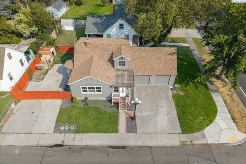 1220 W Kennewick Ave, Kennewick, WA, 99336-3347 | Card Image